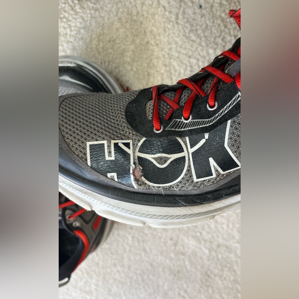Hoka ONE ONE BONDI4 RUNNING Shoes
Men’s size 13 
Preowned Used Hole and scuffs. - Picture 12 of 16